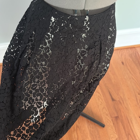 Talbots lined black lace skirt 2p - Picture 3 of 6